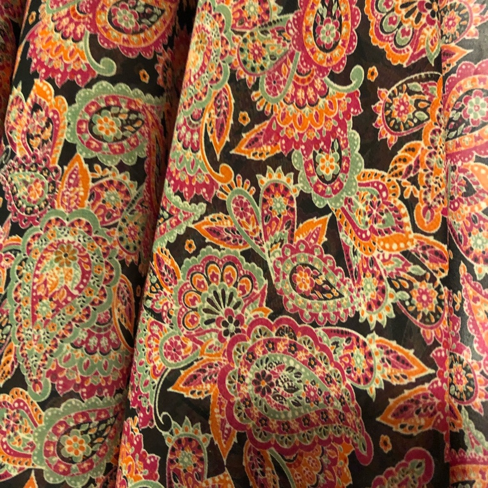 Lularoe - Picture 2 of 2